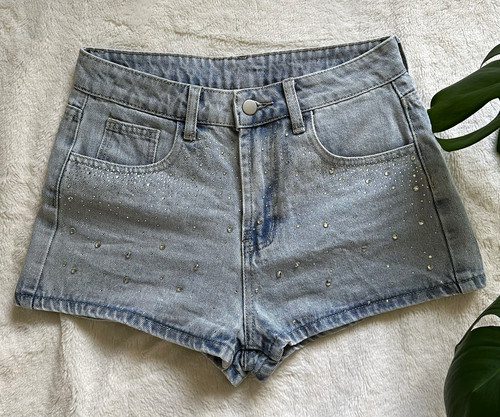 Hellblaue jeansshorts mit - hellblaue,